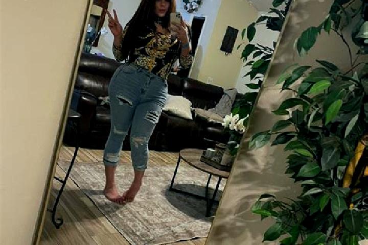 Ariana, 23 — Escort in Banks Springs, United States