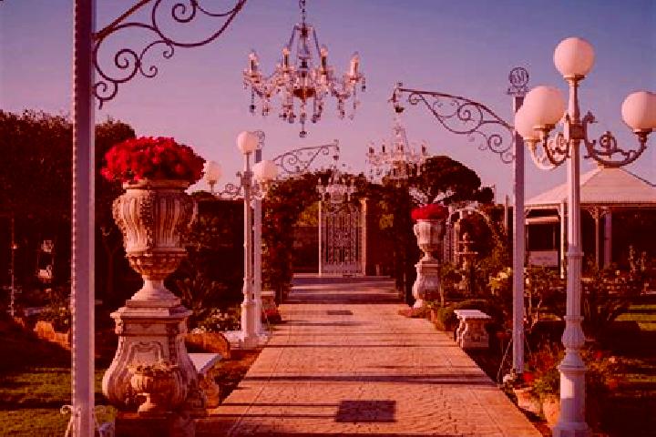 Ariana, 23 — Escort in Villabate, Italy