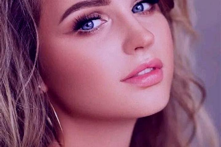 Ariana, 24, a dark blonde blue-eyed ebony companion based in Lenno. Offering Erotic Massage, Striptease, Fetish. Available for incall and outcall, overnight ...