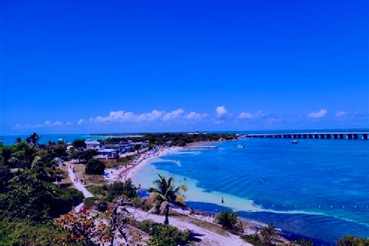 Ariana, 24 — Escort in Bahia Honda, Cuba