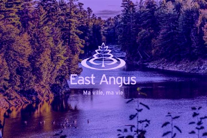 Ariana, 24 — Escort in East Angus, Canada