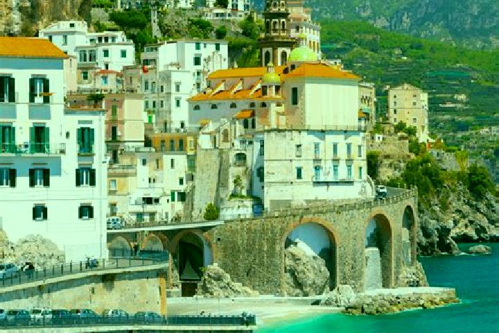 Ariana, 24 — Escort in Roncadello, Italy