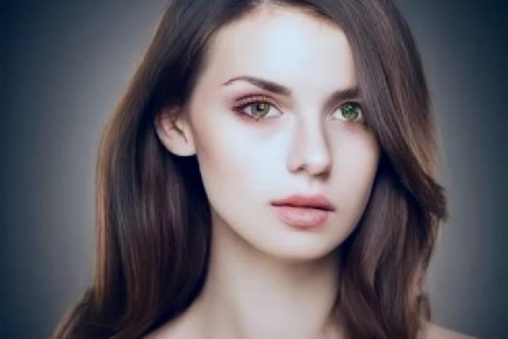 Ariana, 25, a auburn amber-eyed european companion based in Cwm. Offering Fetish, Massage, Duos. Available for incall and outcall, overnight bookings available.