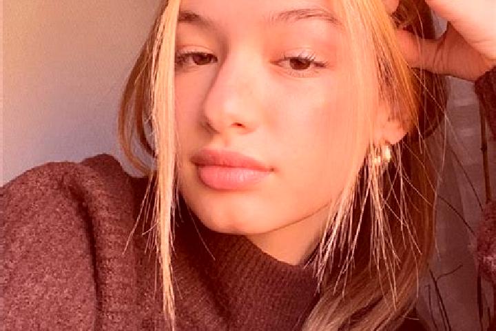 Ariana, 25, a blonde brown-eyed mixed companion based in Colonia la Concepcion. Offering Domination, Duos, CIM. Available for incall and outcall, day and eve...