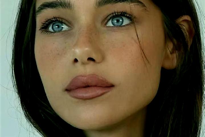 Ariana, 25, a brunette brown-eyed middle eastern companion based in Kaufing. Offering Travel Companion, BDSM, OWO, Couples. Available for incall and outcall,...