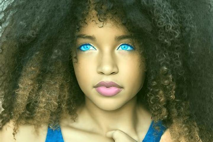 Ariana, 26, a black blue-eyed mixed companion based in Vledder. Offering Deep French Kissing, BDSM, Girlfriend Experience, Party Girl, Erotic Massage. Availa...
