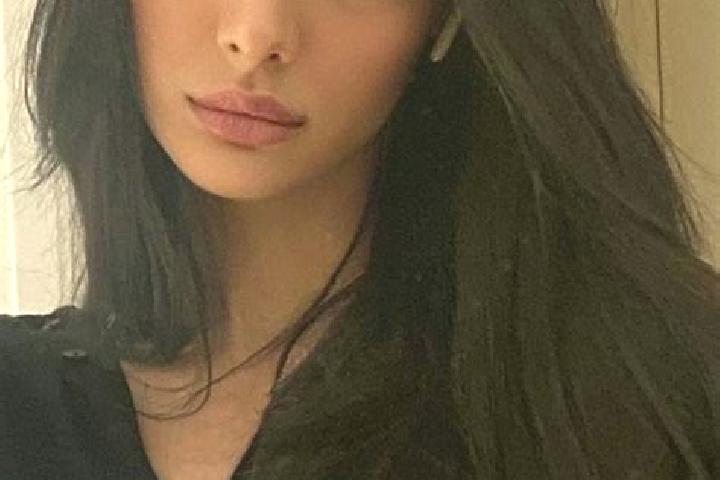 Ariana, 26, a black dark-eyed middle eastern companion based in Karaikal. Offering Domination, Dinner Date, Couples. Available for incall and outcall, overni...