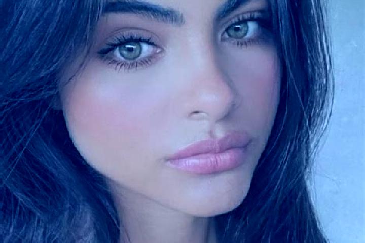 Ariana, 26, a brunette hazel-eyed caribbean companion based in Merk. Offering Erotic Massage, Overnight, 69, Massage, GFE. Available for incall and outcall, ...
