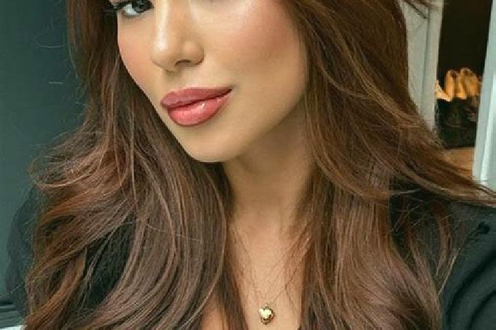 Ariana, 26, a chestnut brown-eyed latina companion based in Prengbatu. Offering A-Level, Overnight, Dinner Date, Prostate Massage. Available for incall and o...