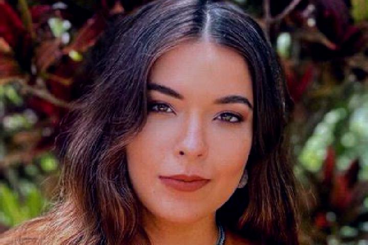 Ariana, 26 — Escort in Catunda, Brazil
