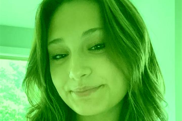 Ariana, 26 — Escort in Erlanger, United States