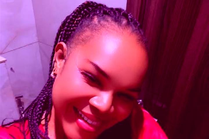 Ariana, 26 — Escort in Ezillo, Nigeria
