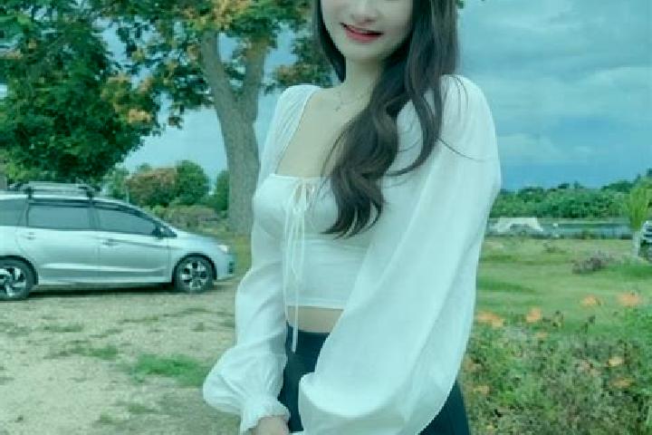 Ariana, 26 — Escort in Huai Khwang, Thailand