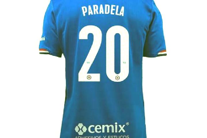 Ariana, 26 — Escort in Paradela, Portugal