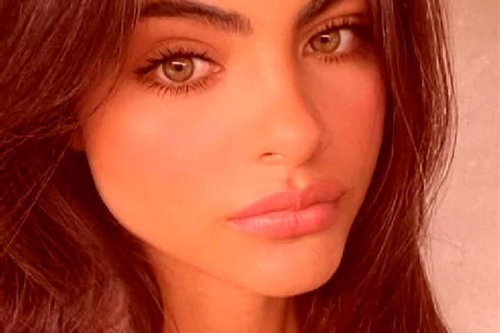 Ariana, 27, a black hazel-eyed middle eastern companion based in Pereiro. Offering Dinner Date, BDSM, Tantra, GFE. Available for incall and outcall, day and ...