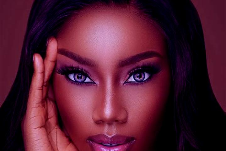 Ariana, 27, a brunette blue-eyed ebony companion based in Mercheasa. Offering Domination, Girlfriend Experience, OWO, Overnight, Massage. Available for incal...