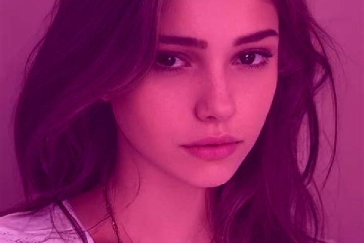Ariana, 27, a chestnut dark-eyed slavic companion based in Bavleny. Offering Travel Companion, GFE, Deep French Kissing, Dinner Date, OWO. Available for inca...