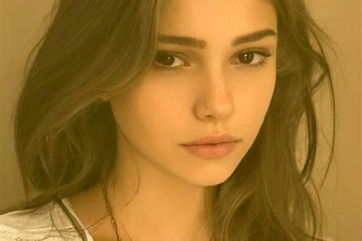 Ariana, 27, a chestnut grey-eyed slavic companion based in Ankazoabo. Offering Duos, Erotic Massage, BDSM, Prostate Massage. Available for incall and outcall...