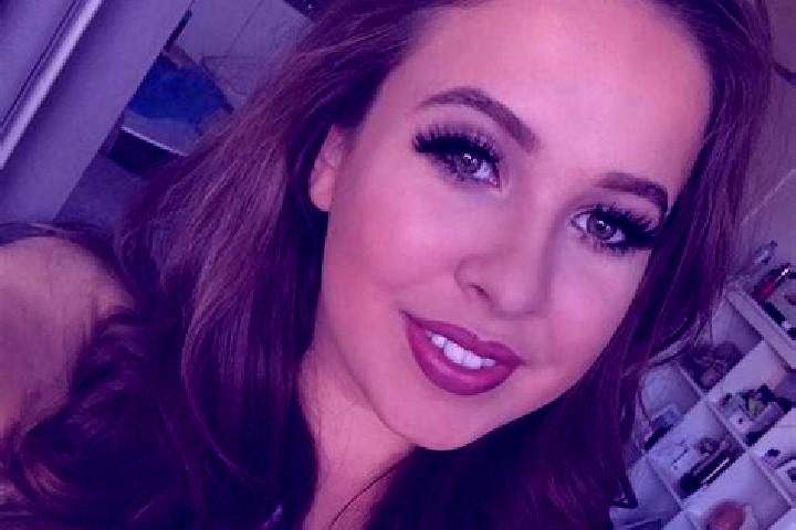 Ariana, 27, a dark blonde dark-eyed caucasian companion based in North Dandalup. Offering Duos, BDSM, Roleplay, Prostate Massage. Available for incall and ou...