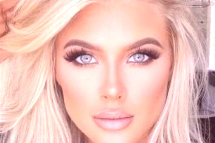Ariana, 27, a platinum blonde amber-eyed ebony companion based in Xamavera. Offering Erotic Massage, Couples, Domination, Tantra. Available for incall and ou...