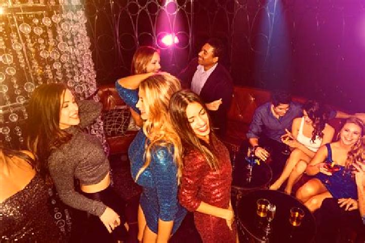 Ariana, 27, a red grey-eyed slavic companion based in Charlton. Offering CIM, Striptease, Deep French Kissing, Party Girl, Overnight. Available for incall an...