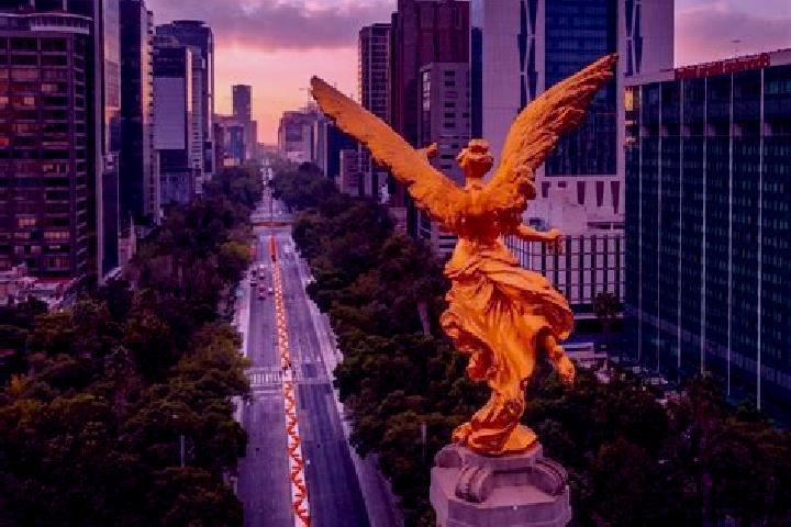 Ariana, 27 — Escort in Calamanda, Mexico