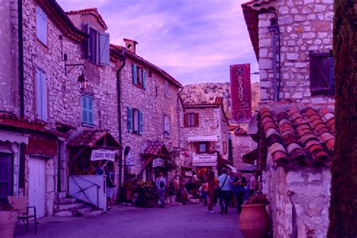 Ariana, 27 — Escort in Gourdon, France