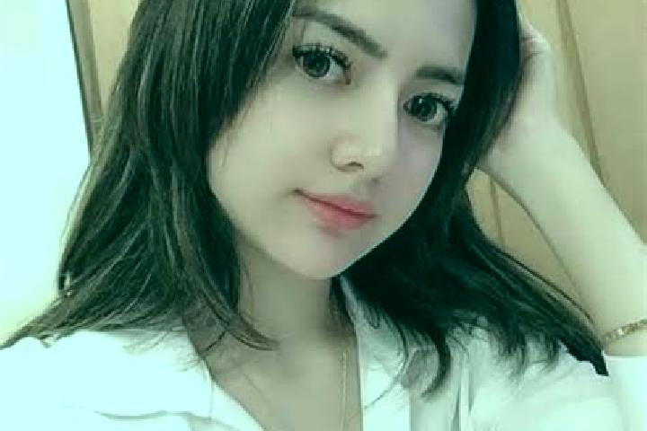 Ariana, 27 — Escort in Oebaki, Indonesia