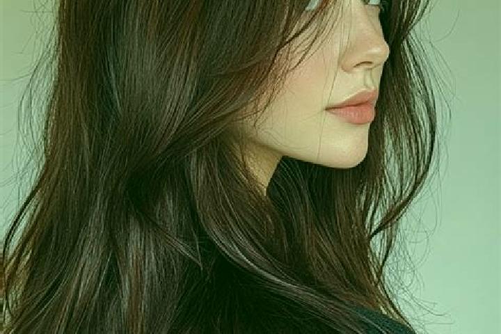 Ariana, 28, a auburn brown-eyed caucasian companion based in Cerese. Offering A-Level, Erotic Massage, Massage, BDSM. Available for incall and outcall, day a...