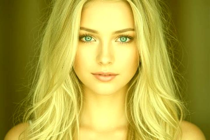 Ariana, 28, a blonde amber-eyed mixed companion based in Narborough. Offering Dinner Date, Striptease. Available for incall and outcall, day and evening dates.