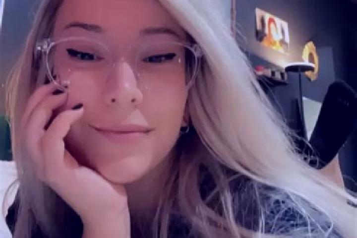 Ariana, 28, a blonde dark-eyed ebony companion based in Elaionas. Offering BDSM, CIM, Couples. Available for incall and outcall, day and evening dates.
