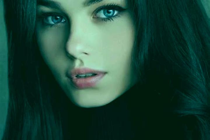 Ariana, 28, a dark blonde grey-eyed slavic companion based in Pieris. Offering Domination, Roleplay, Travel Companion, Striptease. Available for incall and o...