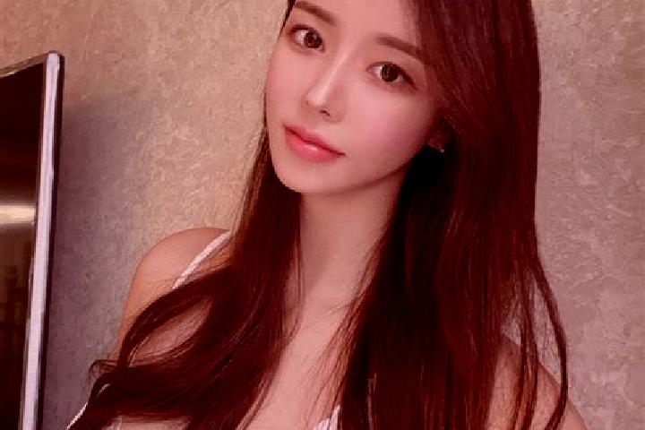 Ariana, 28 — Escort in Chefushan, China