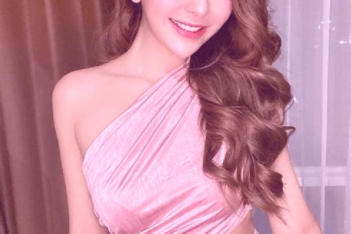 Ariana, 28 — Escort in Kuala Tuha, Indonesia