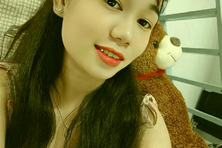 Ariana, 28 — Escort in Thanh Son, Vietnam
