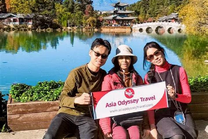 Ariana, 29, a auburn grey-eyed mediterranean companion based in Lijiang. Offering A-Level, Travel Companion, Erotic Massage, OWO. Available for incall and ou...