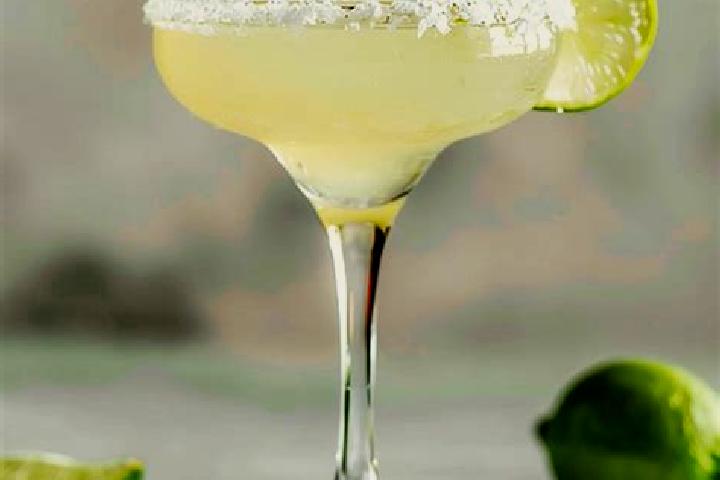 Ariana, 29, a black brown-eyed mixed companion based in Margaritas. Offering Duos, A-Level, Girlfriend Experience, OWO. Available for incall and outcall, ove...