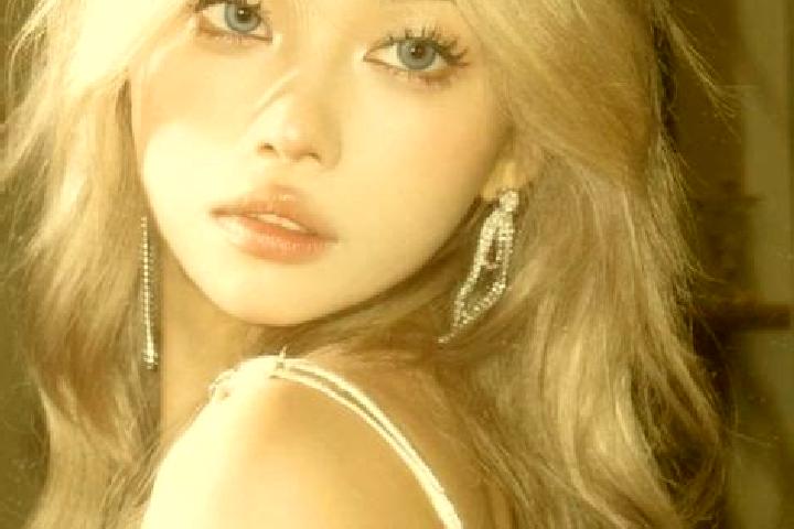 Ariana, 29, a blonde blue-eyed asian companion based in Limbe. Offering Travel Companion, BDSM, Prostate Massage, Dinner Date. Available for incall and outca...
