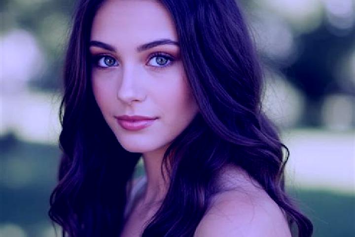 Ariana, 29, a brunette hazel-eyed caucasian companion based in Palliser. Offering Girlfriend Experience, Duos. Available for incall and outcall, overnight bo...