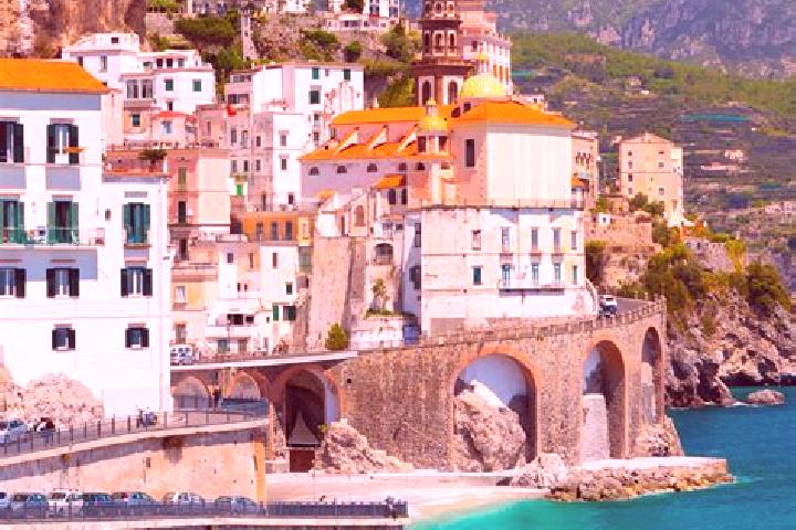 Ariana, 29 — Escort in Micigliano, Italy