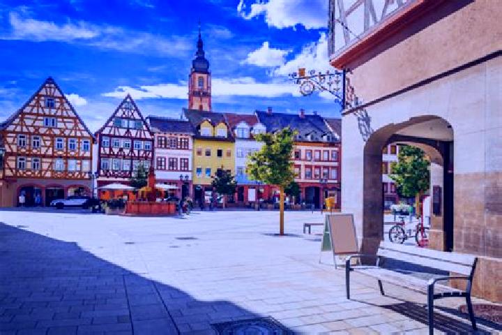 Ariana, 29 — Escort in Tauberbischofsheim, Germany