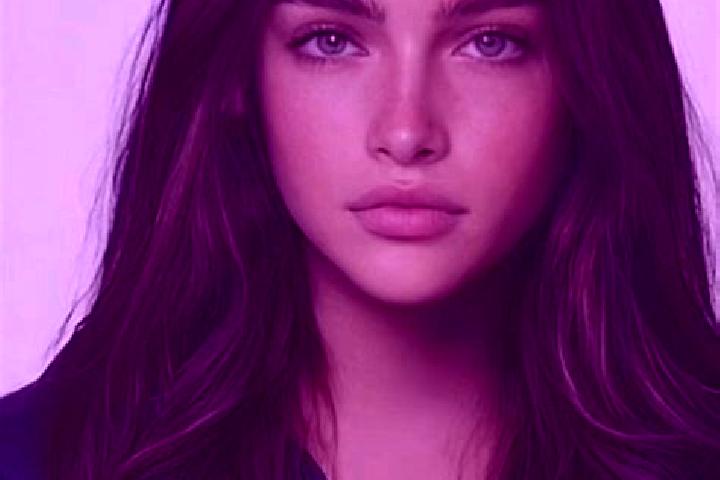 Ariana, 30, a brunette grey-eyed caucasian companion based in Al Asharah. Offering Dinner Date, Striptease, Tantra. Available for incall and outcall, day and...
