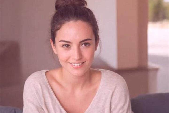 Ariana, 30 — Escort in Adamsville, United States