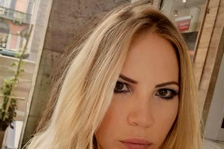 Ariana, 30 — Escort in Baleasa, Romania