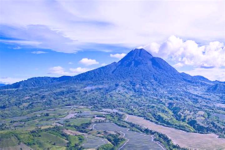Ariana, 30 — Escort in Bulusan, Philippines