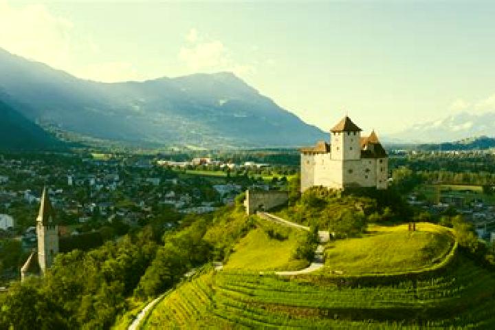 Ariana, 30 — Escort in Gamprin, Liechtenstein