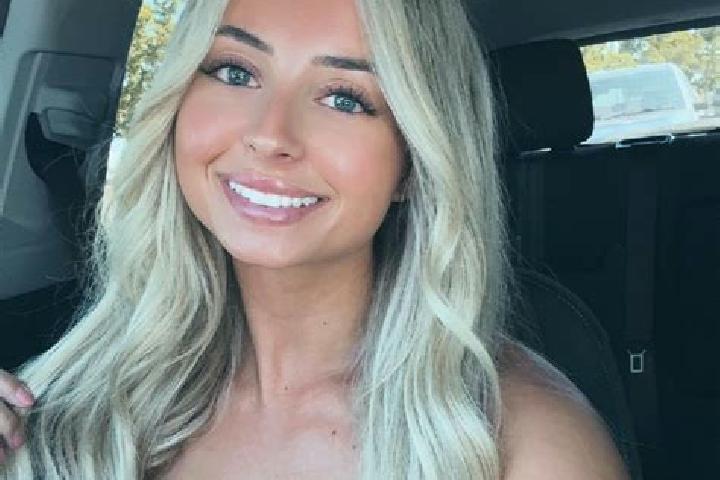 Ariana, 30 — Escort in Hilmar-Irwin, United States