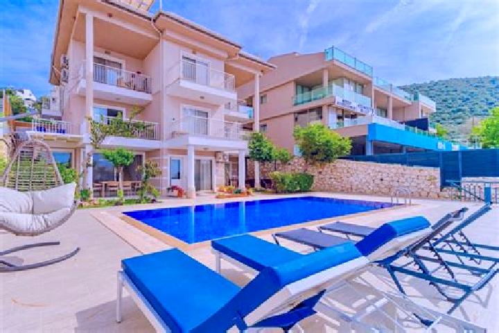 Ariana, 30 — Escort in Kalkan, Turkey