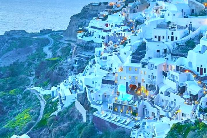 Ariana, 30 — Escort in Ritini, Greece