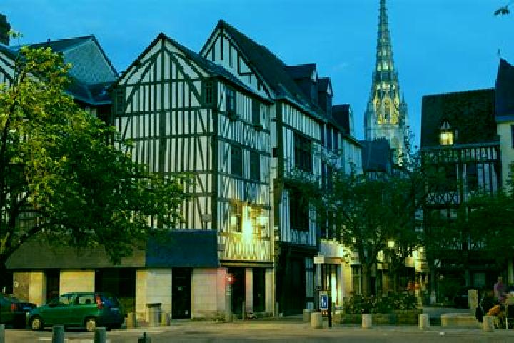 Ariana, 30 — Escort in Rouans, France